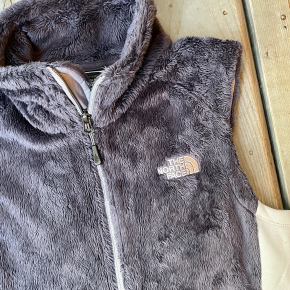 The North Face Jackets & Blazers - The North Face fuzzy vest | size small